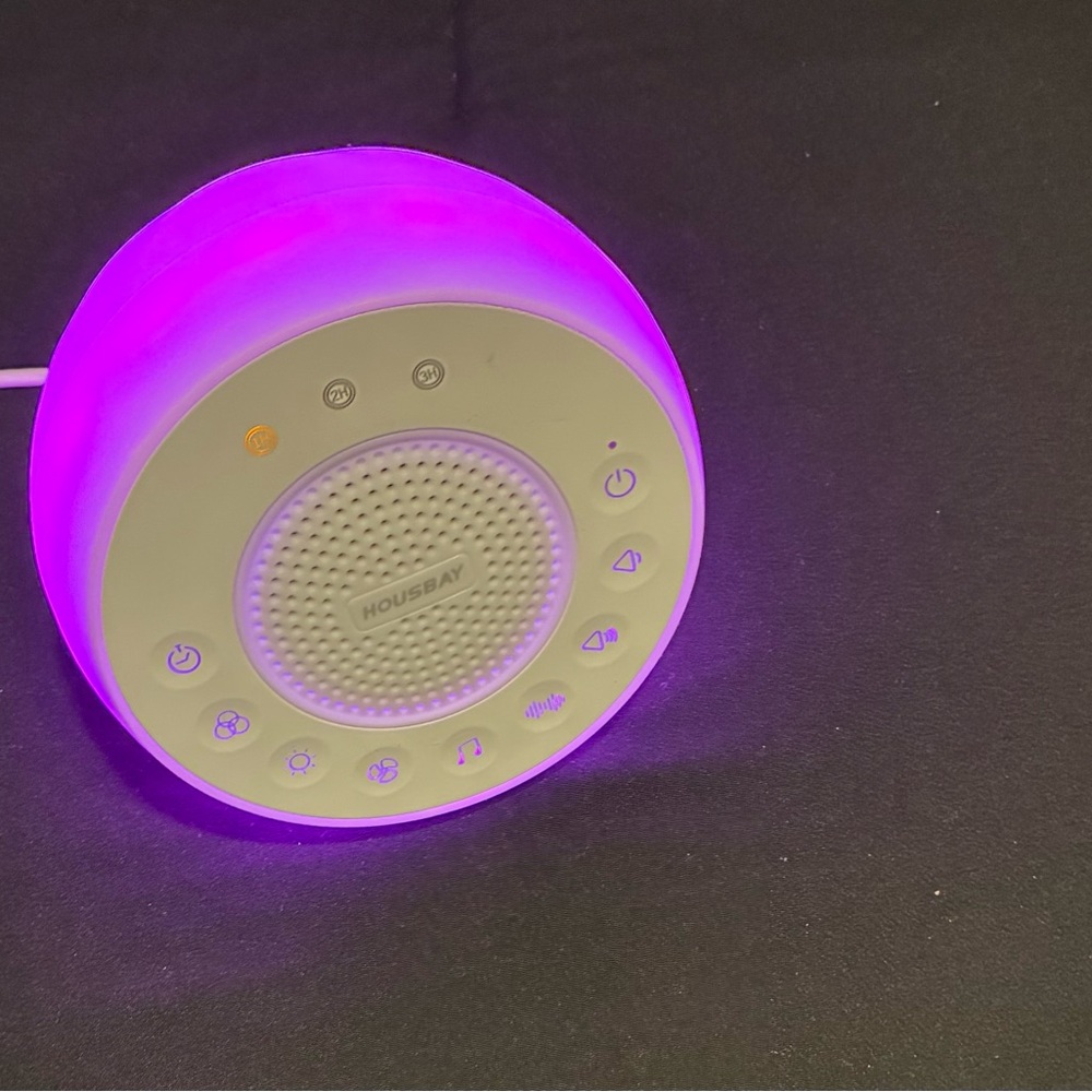 Housbay white noise machine in Sten condition.